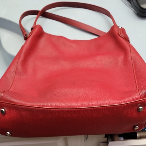 Coach Vibrant Red Leather Shoulder Bag - Picture 2 of 15